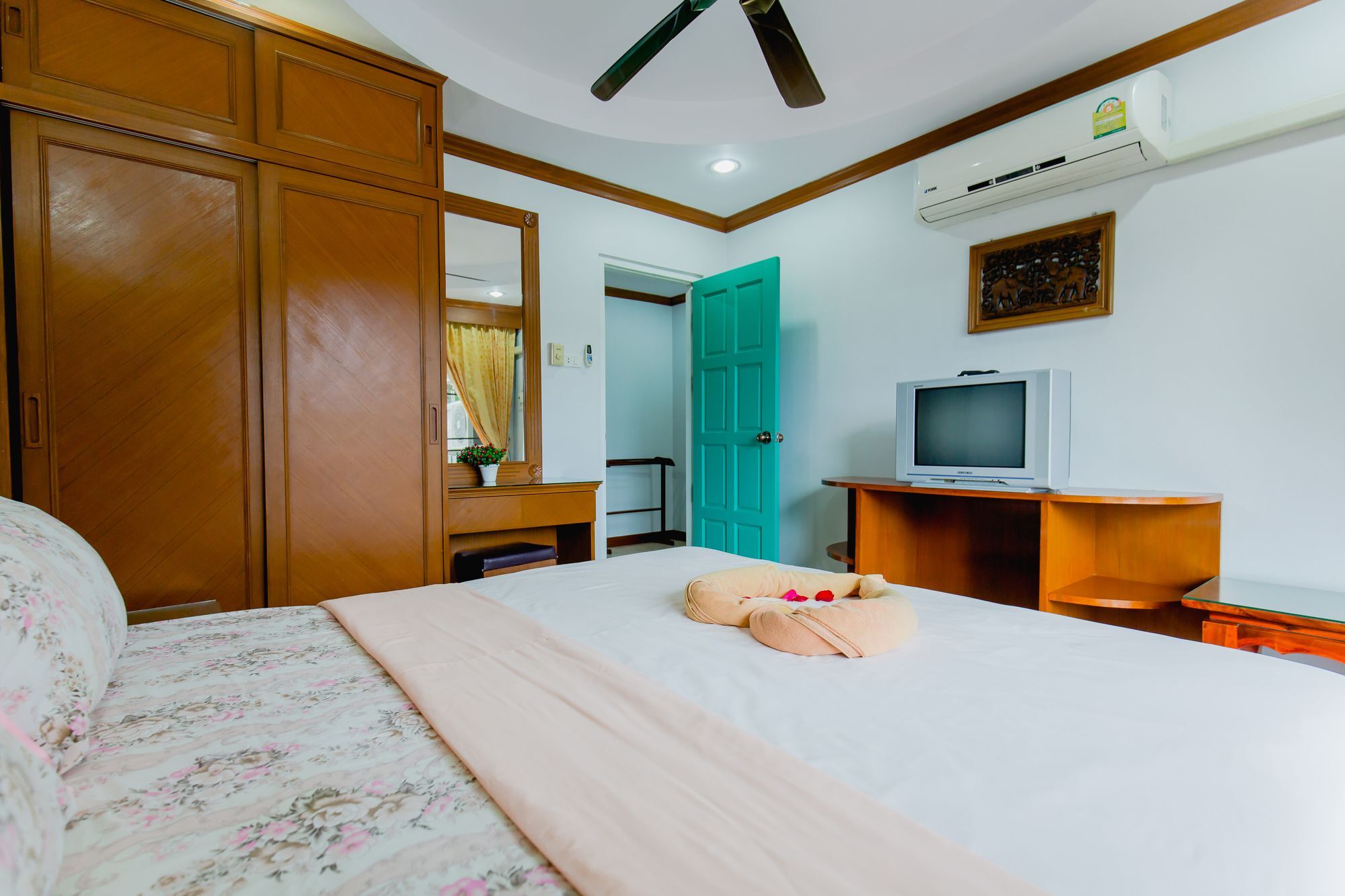 Rk Guesthouse Patong Экстерьер фото